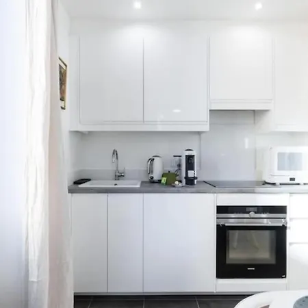Moulin - Stunning 1 Bedroom On The Port דירה *